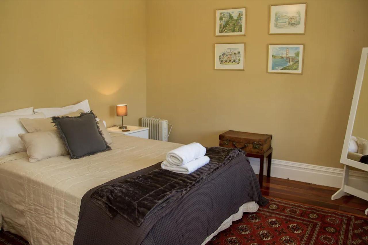 The Green Villa Martinborough Bagian luar foto