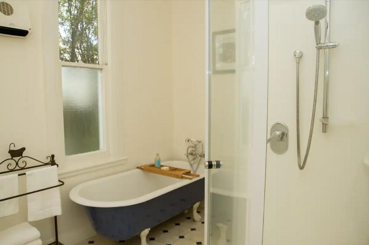 The Green Villa Martinborough Bagian luar foto